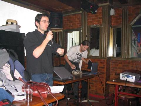 Fichier:Assos-06dec2003-warly.jpg